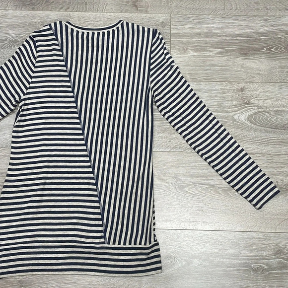 NWOT Cabi #3228 Ernest Knit Long Sleeve Tee Tunic Top Navy Oatmeal Striped XS - Picture 16 of 16